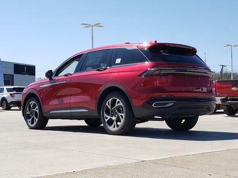 New 2026 Lincoln Nautilus Premier AWD/4WD image 6