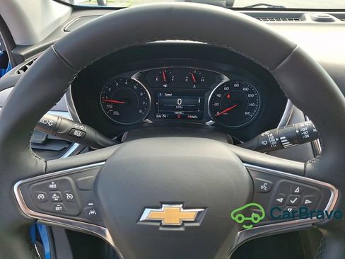 Used 2024 Chevrolet Equinox LT FWD image 19