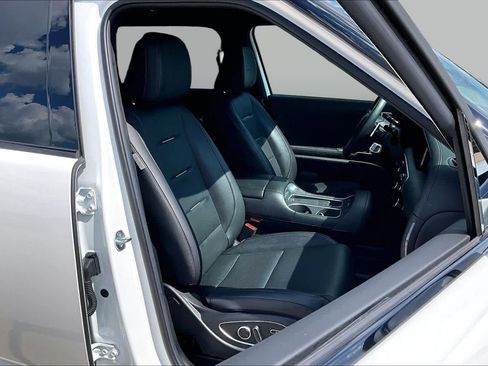 Certified 2026 Hyundai Palisade Calligraphy AWD/4WD image 9