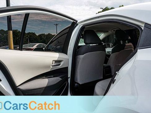 Used 2021 Toyota Corolla LE FWD image 29