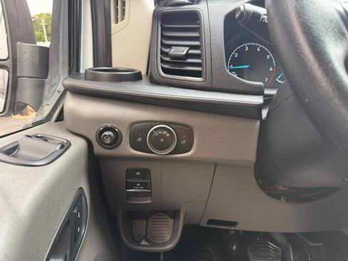 Used 2021 Ford Transit 250 Medium Roof RWD image 16