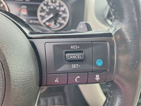 Used 2023 Nissan Rogue SL AWD/4WD image 22