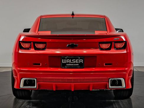 Used 2010 Chevrolet Camaro SS RWD image 6