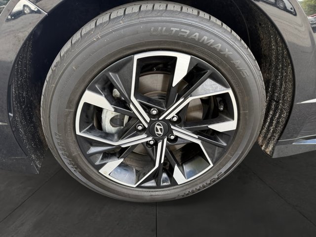 Used 2025 Hyundai Sonata SEL FWD image 9