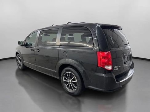 Used 2018 Dodge Grand Caravan GT FWD image 7
