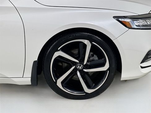 Used 2019 Honda Accord Sport image 32