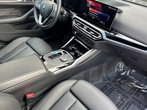 Used 2023 BMW i4 eDrive35 image 16