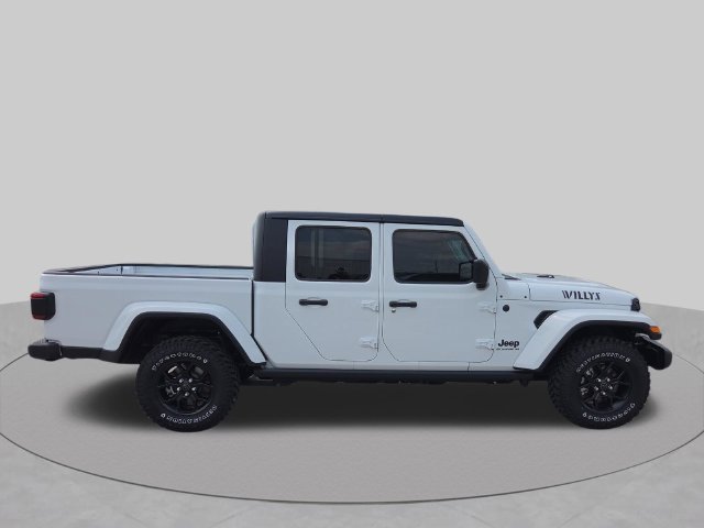 Used 2024 Jeep Gladiator Mojave AWD/4WD image 6