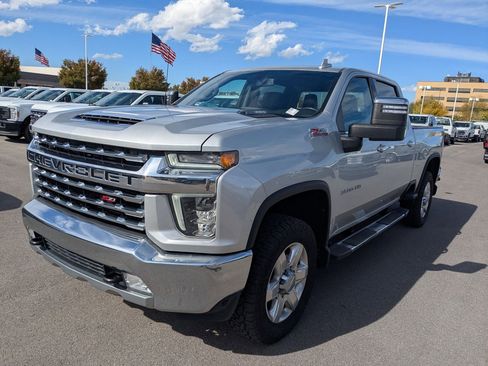 Used 2022 Chevrolet Silverado 3500 LTZ image 8