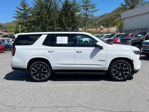 Used 2022 Chevrolet Tahoe RST w/ Sport Performance Package AWD/4WD image 2