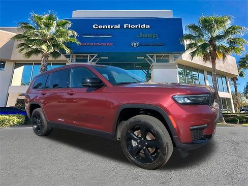 Used 2024 Jeep Grand Cherokee L Limited w/ Black Appearance Package image 2