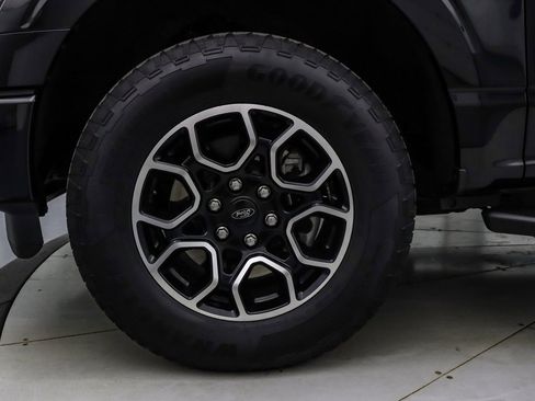 Certified 2022 Ford F150 XLT w/ Equipment Group 302A High image 11