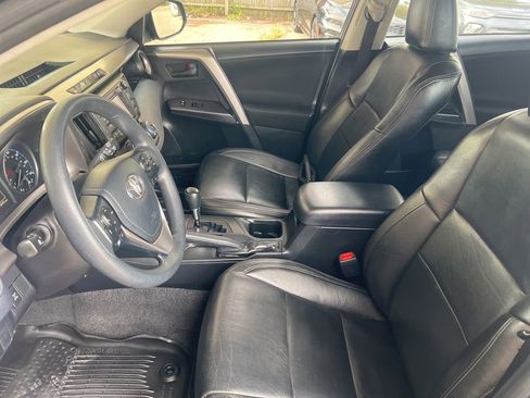 Used 2017 Toyota RAV4 LE w/ All Weather Liner Package AWD/4WD image 4