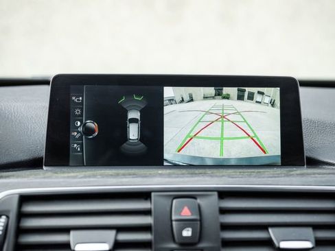 Used 2017 BMW 330i xDrive Wagon image 62