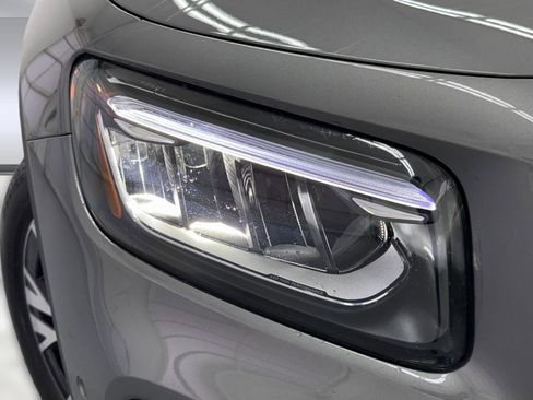 New 2026 Mercedes-Benz GLB 250 image 8