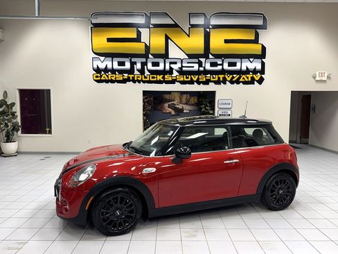 Used 2016 MINI Cooper S FWD image 6