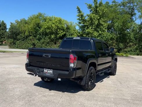 Used 2021 Toyota Tacoma TRD Pro AWD/4WD image 8