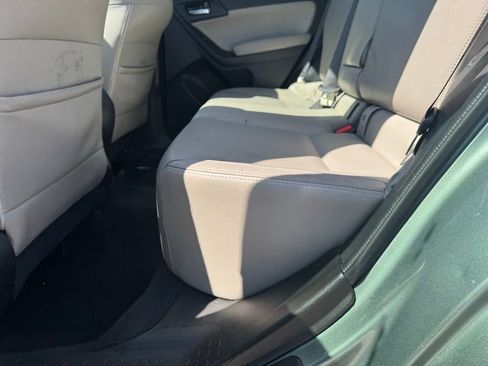 Used 2018 Subaru Forester 2.5i Limited AWD/4WD image 8