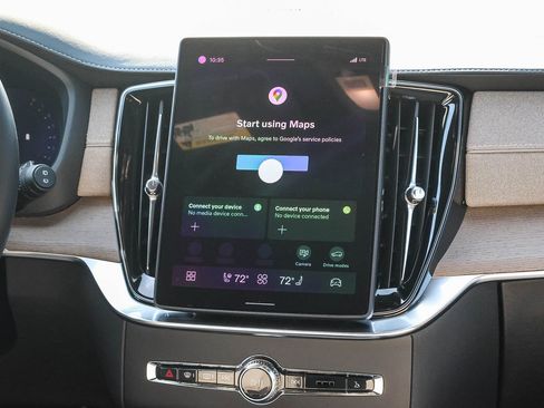 New 2026 Volvo XC90 B6 Ultra w/ Protection Package image 25