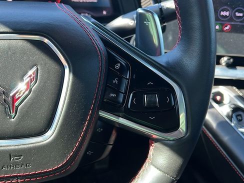 Used 2021 Chevrolet Corvette Stingray Premium Conv w/ Z51 Performance Package RWD image 14
