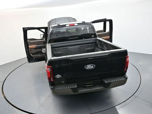 New 2026 Ford F250 Platinum AWD/4WD image 39