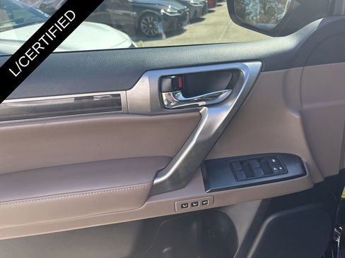 Used 2023 Lexus GX 460 Premium image 18