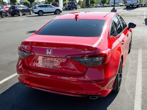 Used 2022 Honda Civic Sport image 4