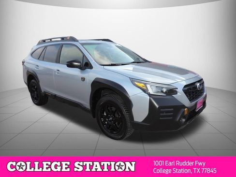 Used 2022 Subaru Outback Wilderness w/ Wilderness Package AWD/4WD image 3