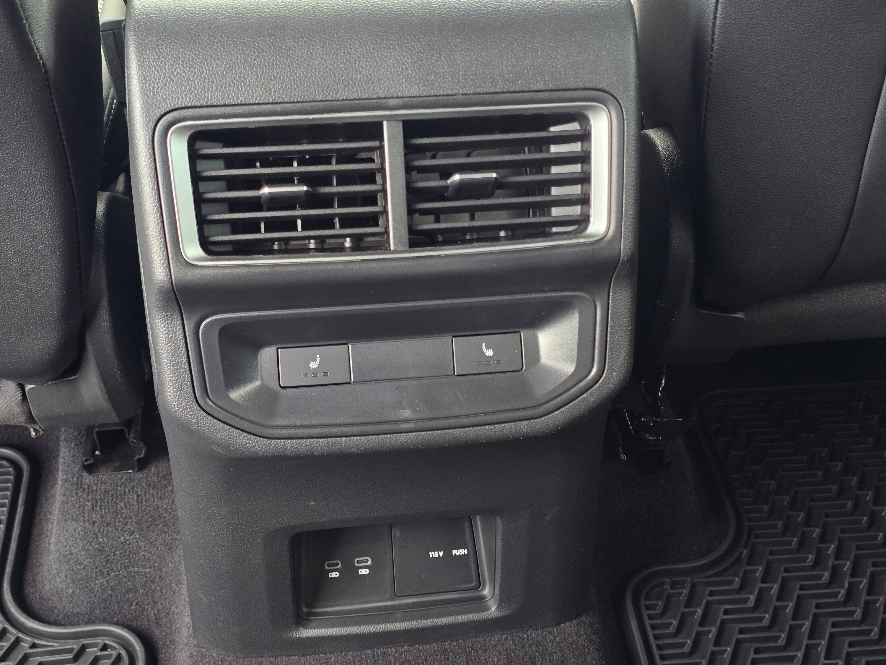 Used 2024 Volkswagen Atlas Cross Sport SEL AWD/4WD image 16