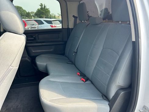 Used 2018 RAM 3500 Tradesman w/ Chrome Appearance Group AWD/4WD image 10