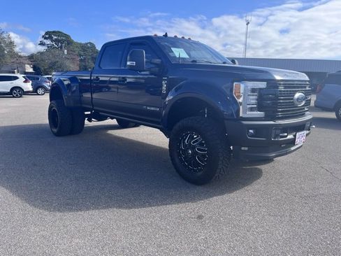 Used 2019 Ford F350 King Ranch w/ King Ranch Ultimate Package image 2