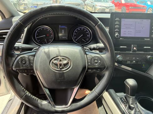 Used 2024 Toyota Camry SE FWD image 16