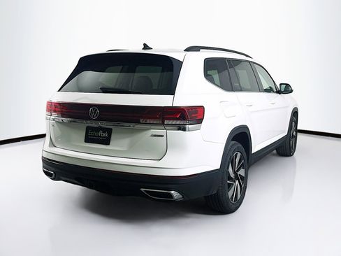 Used 2024 Volkswagen Atlas SE image 9