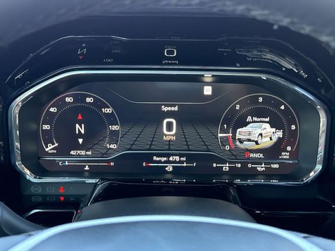 Used 2023 GMC Sierra 1500 SLT w/ X31 Off-Road Package image 18