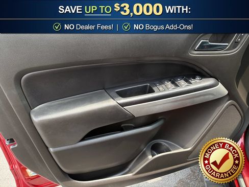 Used 2015 Chevrolet Colorado LT w/ Luxury Package RWD image 16