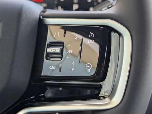 New 2026 Land Rover Discovery Sport Landmark AWD/4WD image 25