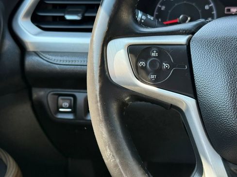 Used 2017 GMC Acadia SLE w/ Driver Alert Package I AWD/4WD image 23