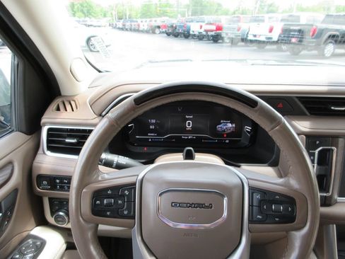 Certified 2023 GMC Yukon XL Denali w/ Denali Reserve Package AWD/4WD image 39