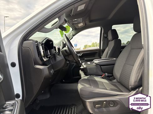 Used 2023 Chevrolet Silverado 1500 LT w/ Z71 Off-Road Package AWD/4WD image 10