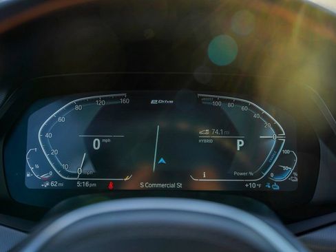 Used 2023 BMW X5 xDrive45e w/ M Sport Package image 21