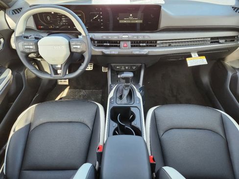 Certified 2025 Kia K4 GT-Line Turbo image 17