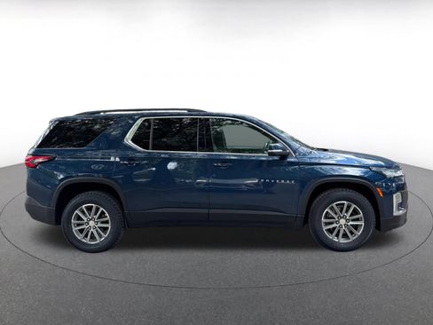 Used 2023 Chevrolet Traverse LT FWD image 8