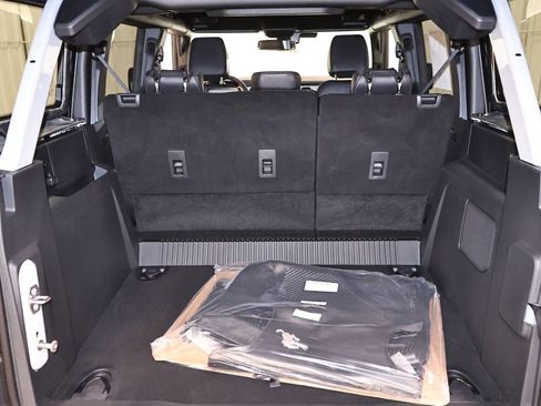 New 2026 Ford Bronco Outer Banks AWD/4WD image 29