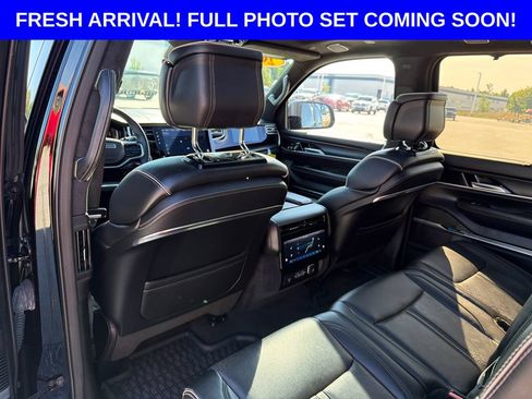 Used 2024 Jeep Grand Wagoneer Series II Obsidian w/ Quick Order Packagew 28T AWD/4WD image 27