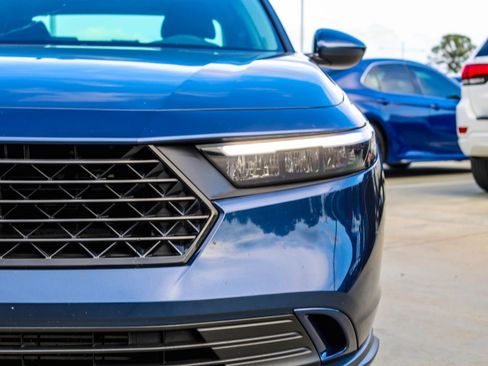 Used 2024 Honda Accord EX image 4