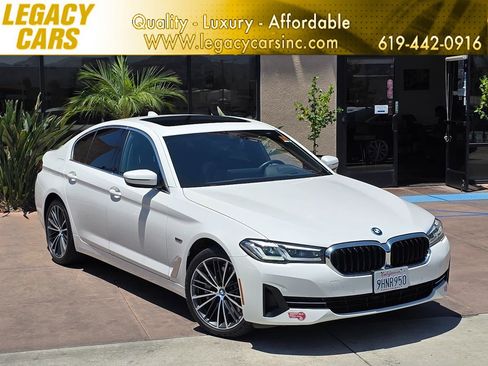 Used 2023 BMW 530e w/ Premium Package RWD image 1