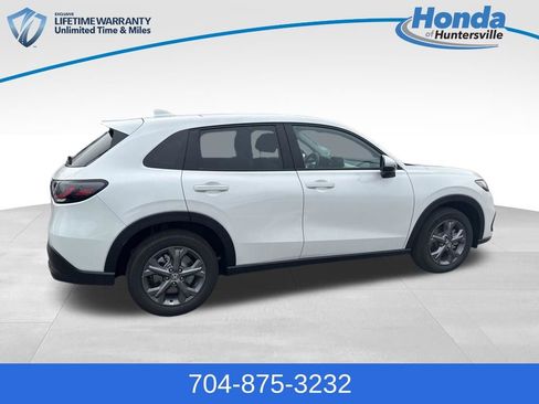 New 2026 Honda HR-V LX image 10