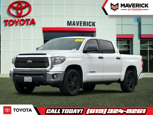 Used 2018 Toyota Tundra SR5 w/ SR5 Upgrade Package image 1