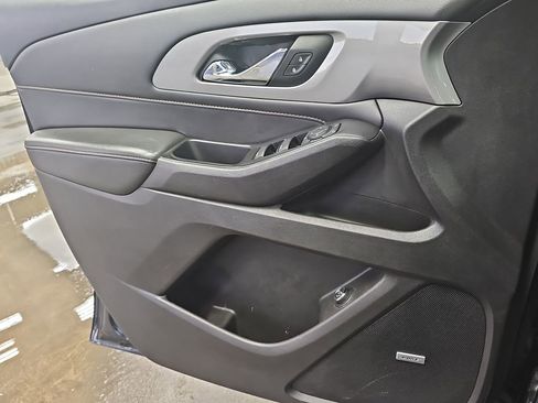 Used 2020 Chevrolet Traverse RS FWD image 26