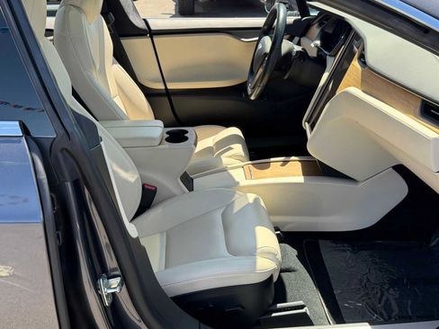Used 2021 Tesla Model S Long Range AWD/4WD image 29